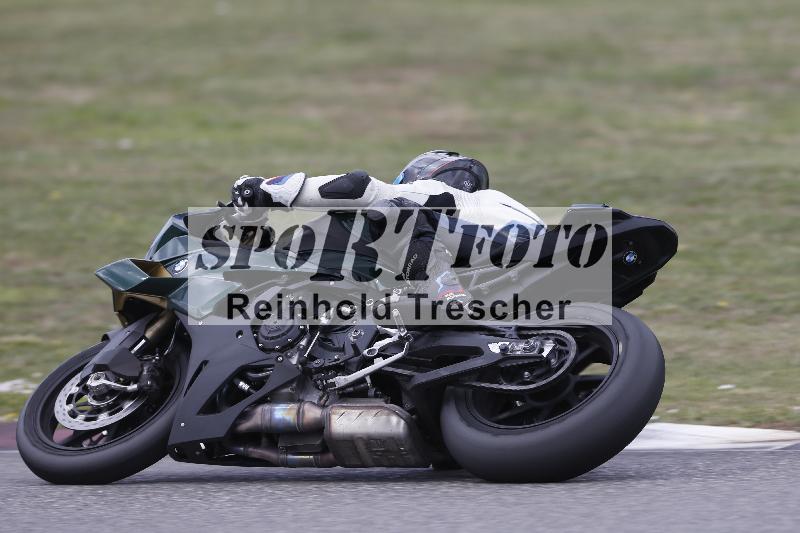 /30 27.07.2026  Dunlop Ride und Test Day ADR/Gruppe rot schnell/88